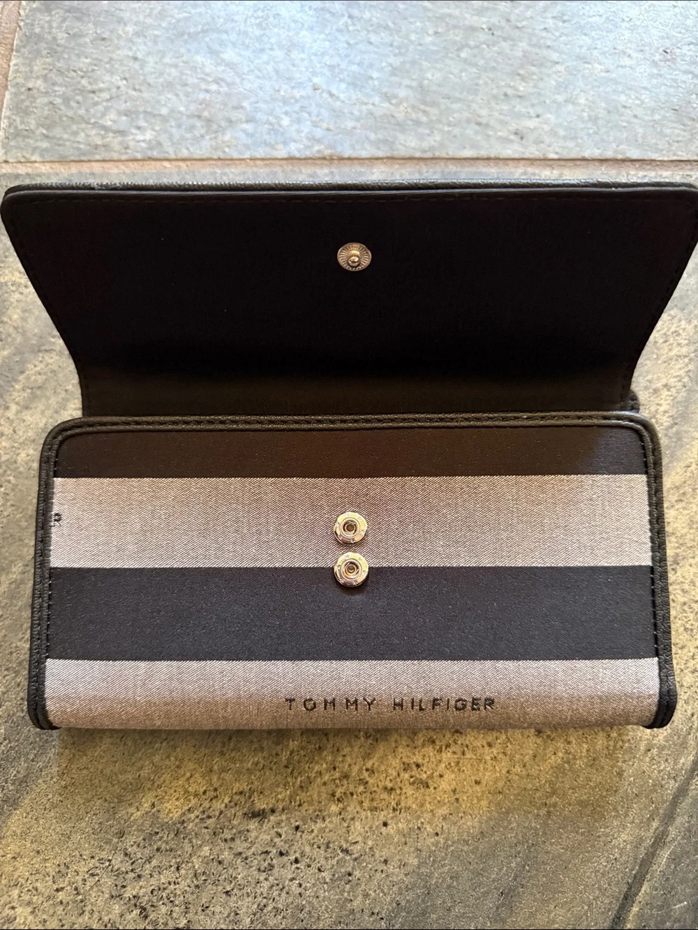 Tommy Hilfiger Beige and Brown Striped Canvas Wallet with Branded Plaque